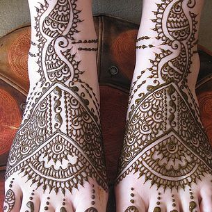 bridal henna feet