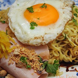 don-pedros-lunchhapje:mie-met-ham-en-ei
