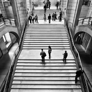 Escadaria Darú e a Vitória de Samotrácia - Daru Staircase and the Winged Victory of Samothrace