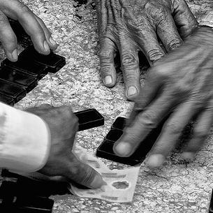 Gambling on dominos