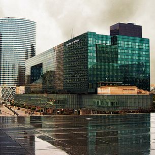 Il pleut sur La Defense