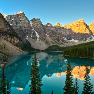 Moraine Lake - Alberta Canada