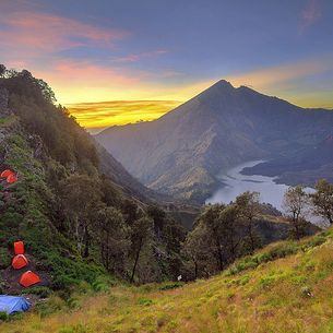 Rinjani Sunrise from Plawangan Senaru