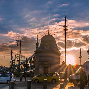 Sunset in Liberty bridge