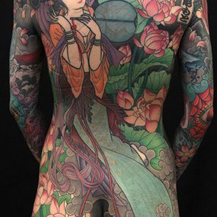 TATTOOING IS AN ART!!!!!