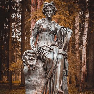 Thalia (muse of  comedy)